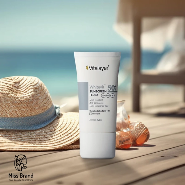 فلوئید ضدآفتاب بی‌رنگ ویتالیر SPF50 مدل Whitevit مناسب انواع پوست، حجم 50 میلی‌لیتر