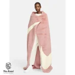 پتو نایک مدل Faux Fur
